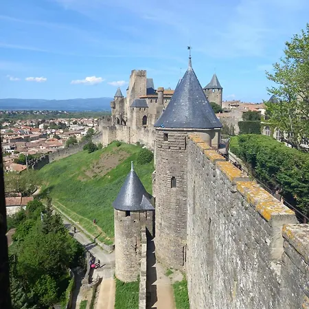 Villa Maison Avec Beaucoup De Caracteres Bages (Aude)