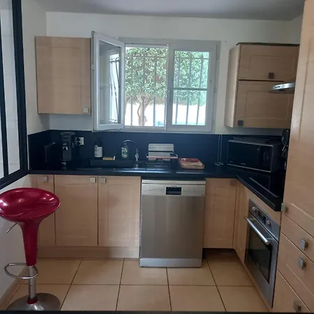 Maison Avec Beaucoup De Caracteres Villa *