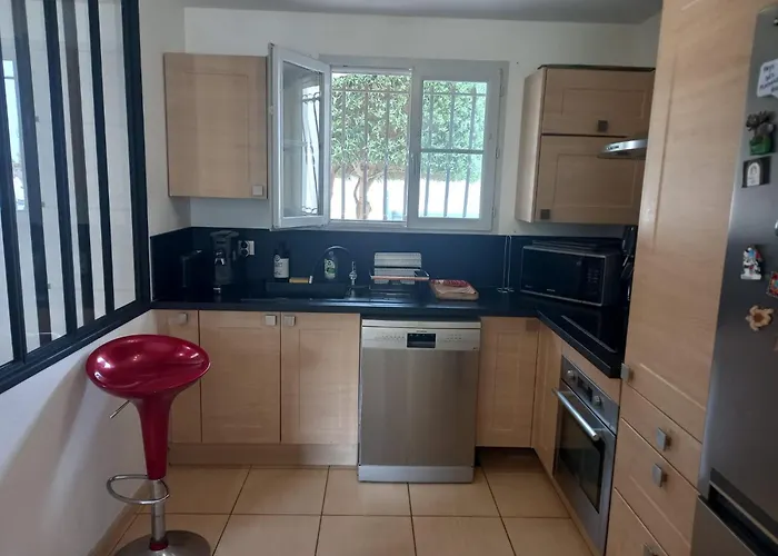 Maison Avec Beaucoup De Caracteres Villa *