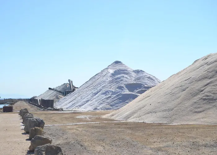 Villa Maison Avec Beaucoup De Caracteres Bages (Aude)